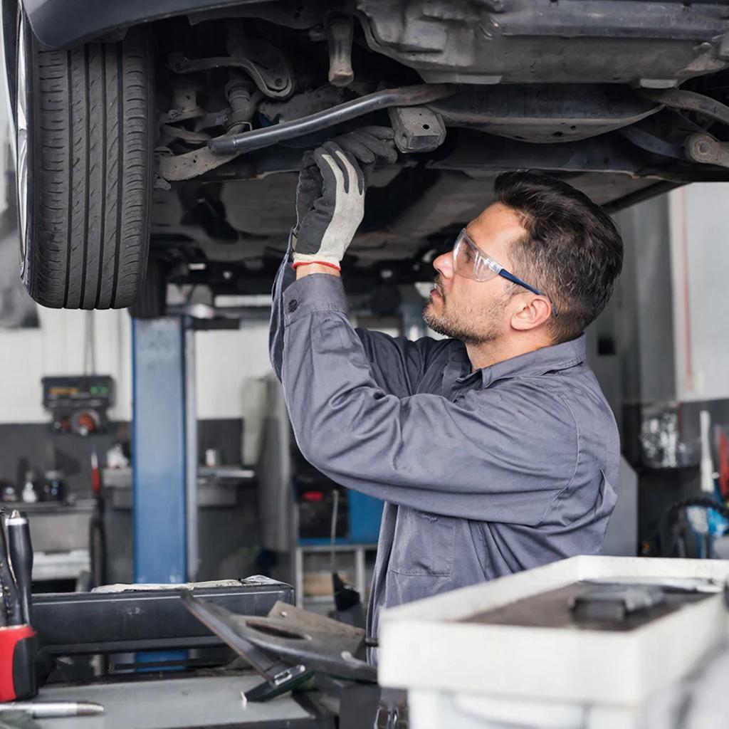 Коллаж о диагностике автомобиля